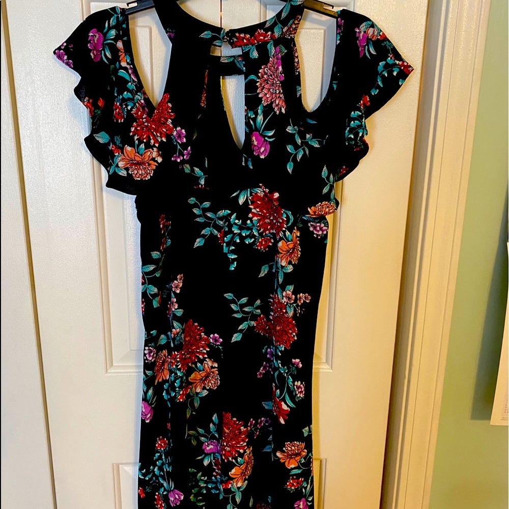 Very cute dress jr size Large